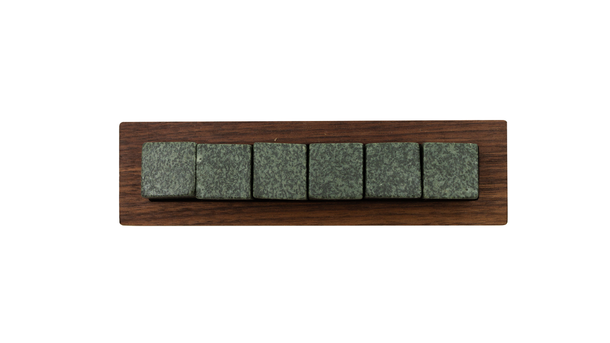 6 whisky stones verde on walnut side up